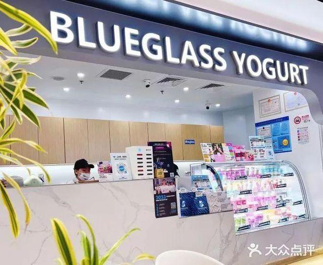 识体系、让茶官宣首位品牌代言人侯明昊九游会网站喜茶发布首个新茶饮健康标(图1)